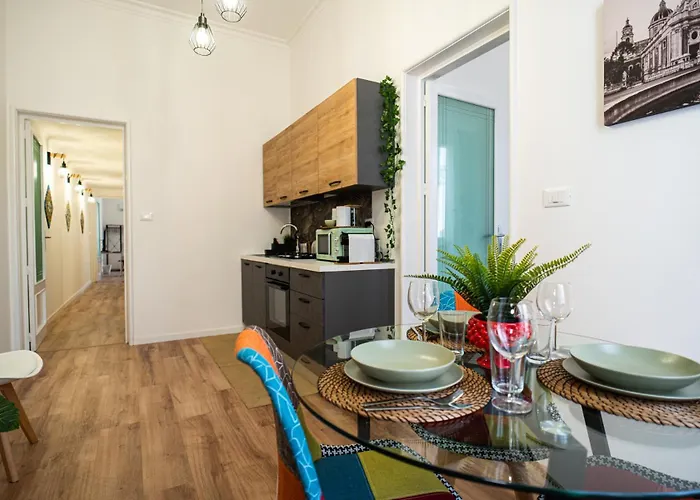 Luni Centro Tatil Evi *